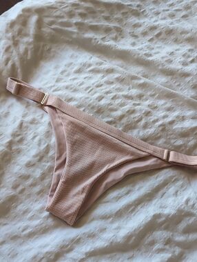 Beach Bunny Ribbed Bikini Brief in Blush Pink